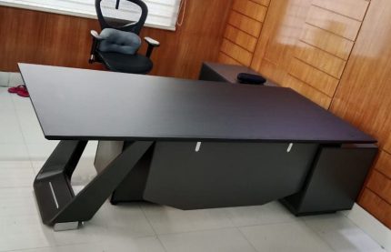 Director Table