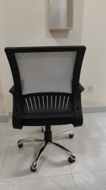 Executive Mesh Chair - Image 3