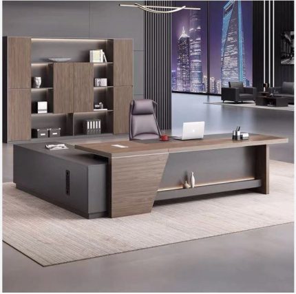 Director Table