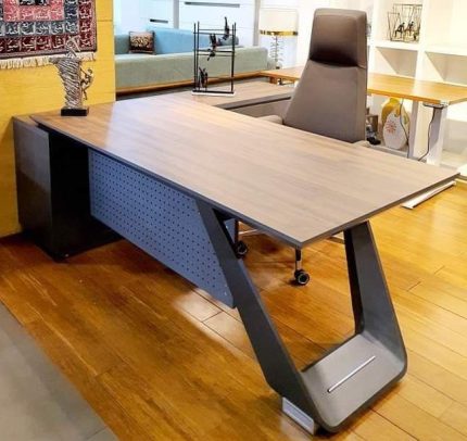 director Table