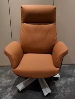 Director Chair - Image 3