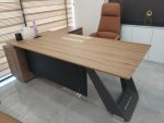 Director Table - Image 4