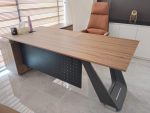 Director Table - Image 2