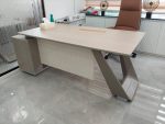 Director Table - Image 7