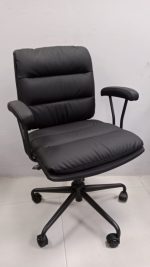 Client Chair - Image 4